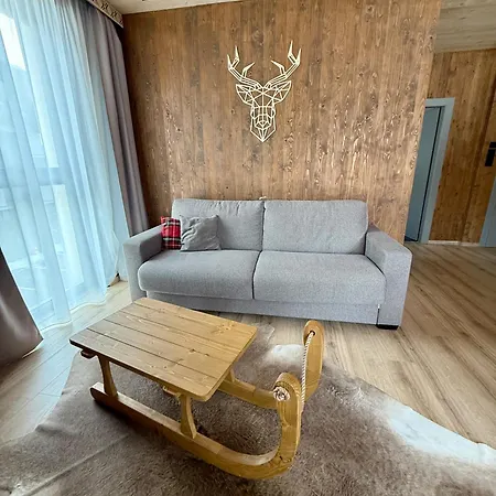 Forest, 아파트 타란스카 스트르바