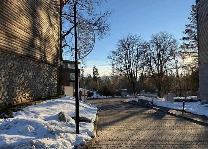 Forest, アパート *