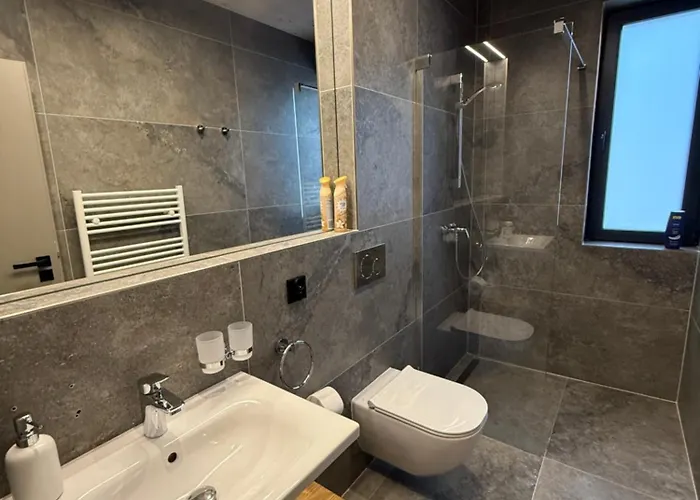 Forest, * タトランスカー・シュトゥルバ